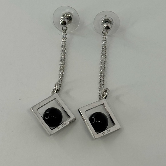 925 Silver and Black Geometric modernist Drop Earrings - Picture 5 of 8